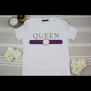Boohoo, Queen tee